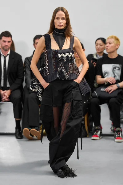 Look 12